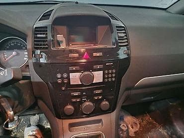 navigacija za auto: PIANO BLACK KOZNOLA KOMPLET ZA OPEL ZAFIRA | Komplet piano black — 1