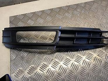 trake: REŠETKE OKO MAGLENKI ZA AUDI A6 OD 2008. DO 2011. GOD. | Sve za A1 — 1