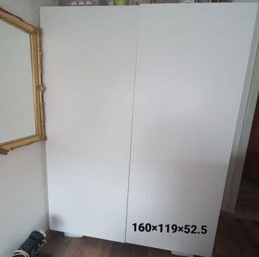 polovan namestaj za kafice: Dvokrilni ormar bele boje, dimenzija 160x119x52.5 cm. Idealan je za — 1
