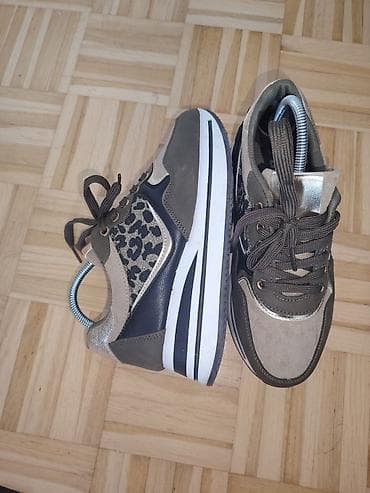 baletanke za gimnastiku: Ženske patike sa platformom i leopard detaljima UG 23cm - Model — 3