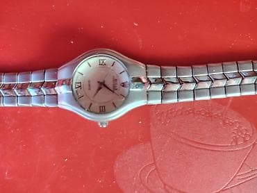 curren satovi original cena: Ženski ručni sat Rolex Oyster Perpetual sa metalnom narukvicom i — 5