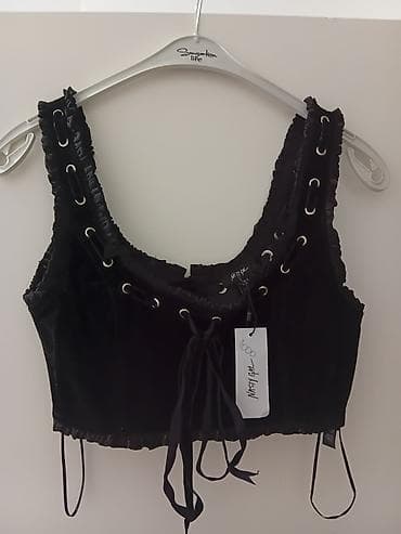 Korseti: Crni baršunasti crop top korset Nasty Gal - Materijal: mekani baršun — 1