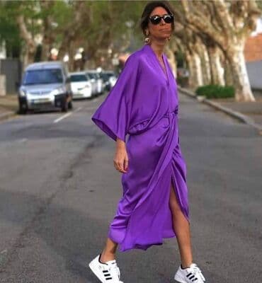 haljine od saten svile: Haljina: 2400 dinara
Materijal:saten — 1