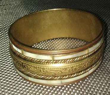 Accessories: METALNA SA, SEDEFOM — 1