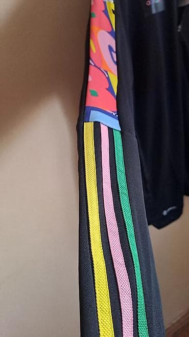 Čarape i donji veš: Adidas sportska jakna/duks sa rajsferšlusom do grudi (half-zip), crna — 6