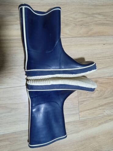 plava kosulja i bez pantalone: Čizme, Tigar, veličina - 41.5 — 2