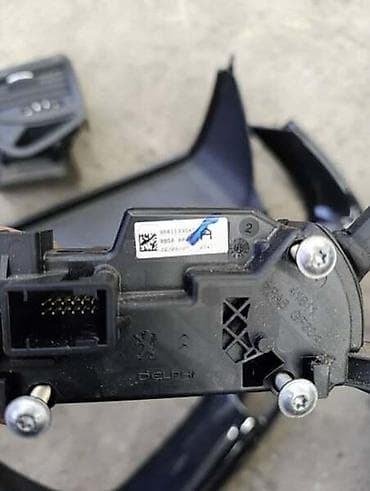 volan za golf 2: RUCICA MENJACA ZA CITROEN C4 GRAND PICASSO, C4 PICASSO OD 2007. DO — 2