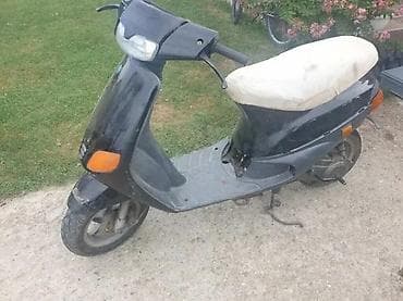 PIAGGIO ZIP | Na prodaju u delovima skuter . Nema papire . 50cc.   — 2
