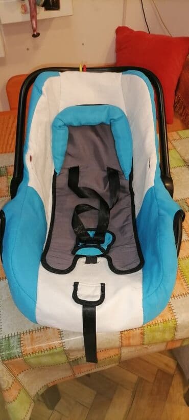 tom i dzeri igracke: AutoSedište ili nosiljka za malo dete do 13 kg. Kaiševi ispravni i — 6