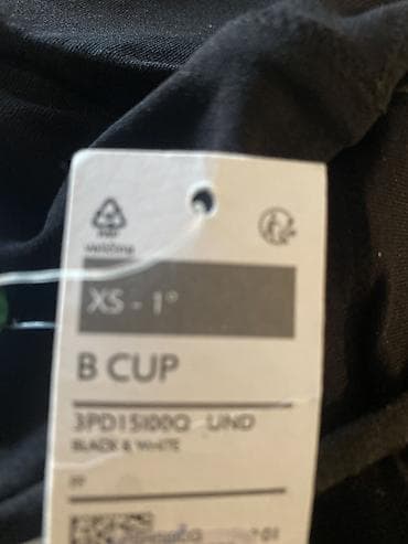 liska kupaci: Crni rebrasti Benetton kupaci kostim sa tankim bretelama. - Veličina — 5