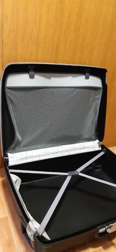 kofer za kuku: Samsonite kofer sa rucicom i tockicem 60x78x25cm — 6