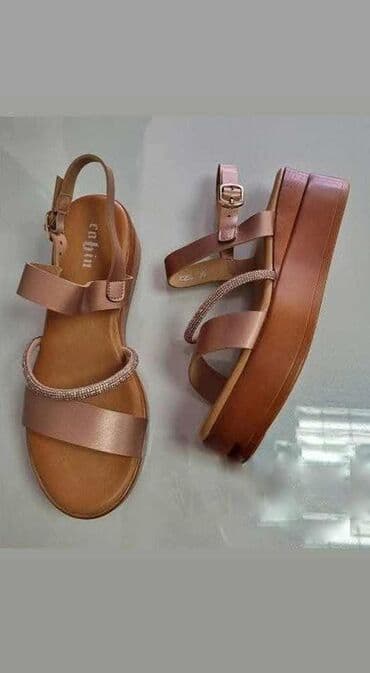 c a torbice: Sandals, Cabin, 41 — 1