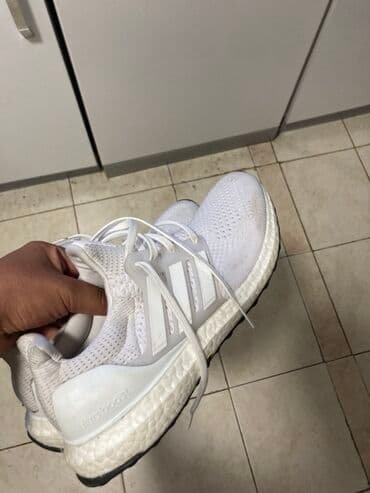 nike bunda zenska: Patike, Adidas, veličina - 42.5 — 1