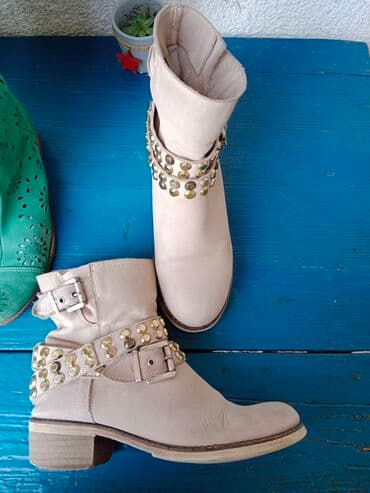 pantalone na ivicu: Gležnjače, 40 — 2