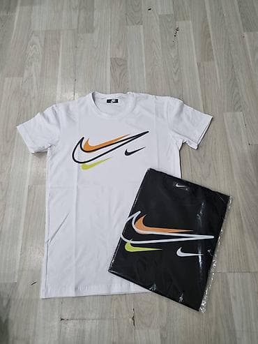 Ski clothing: 03. Muške majice S,M,L,XL,XXL veličine 1 komad 2700 din . 2 komada — 6