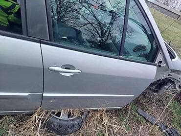 PREDNJA DESNA VRATA ZA RENAULT SCENIC OD 2003. DO 2008. GOD