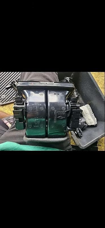 far citroen c3: AUDI A6 C7 4G 8 MOTORIC KLIMATRONIKA 4G0857042 | audi — 2