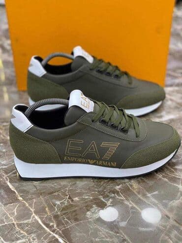 crop top majice new yorker: Trainers, size - 41 — 2