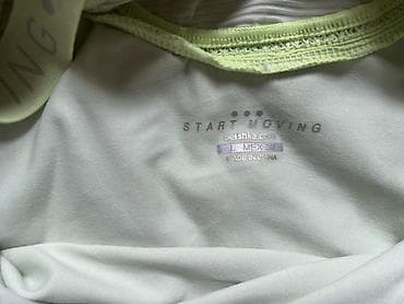 elegantní crop top: Bershka top za trening L — 2