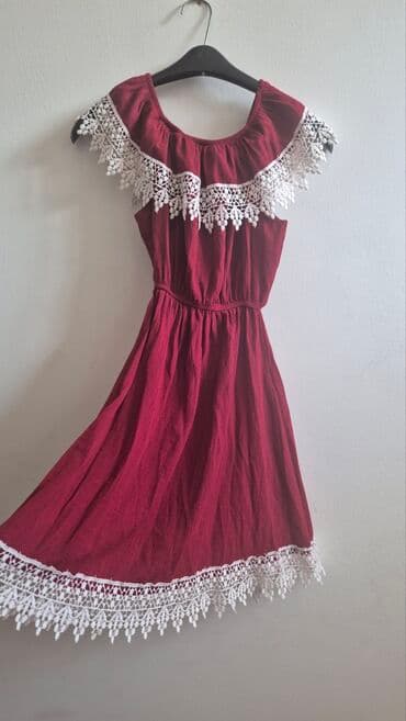 Dve haljine – crvena tartan košulja-haljina i crvena čipkana haljina — 7