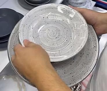 dormeo deka: Keramički set tanjira – spiralni dizajn sa tačkicama - Materijal — 1
