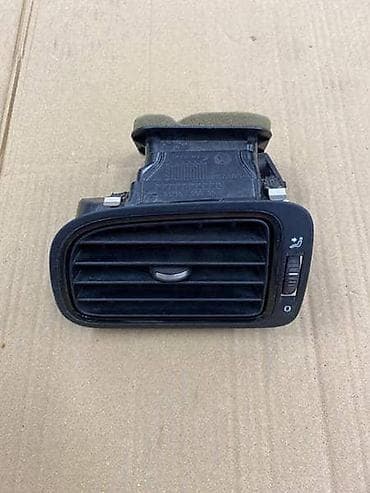 auto delovi ruma: RESETKA VENTILACIJE ZA VOLKSWAGEN POLO - 6R0819703 | Resetka — 2
