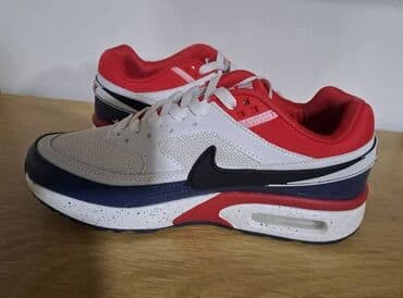 replay is more patike: Nike, 40, color - Red — 2