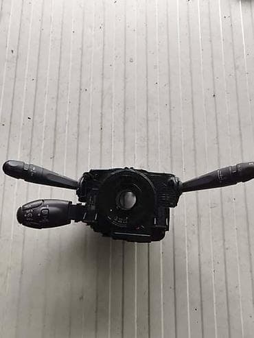 balast za xenon d1s: SPULNA SA ABLENDERIMA ZA PEUGEOT 3008 OD 2014. DO 2021. GOD — 2