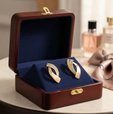 Other: 💫 minđuše – set od dva para - Dizajn: - Par 1: Elegantne minđuše sa — 24