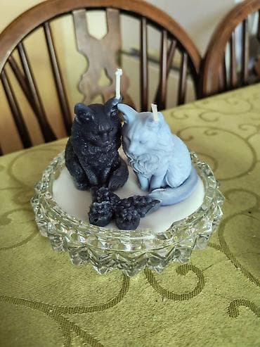posude: Ukrasne sveće u staklenoj posudi – motiv mačaka/štenaca - Ručno liven — 1