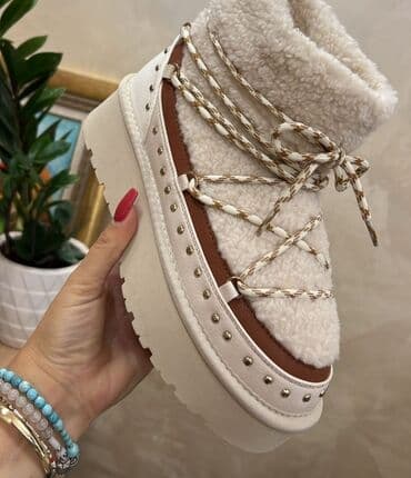 camper obuca beograd: Ugg mini čizme, bоја - Bela, 38 — 1