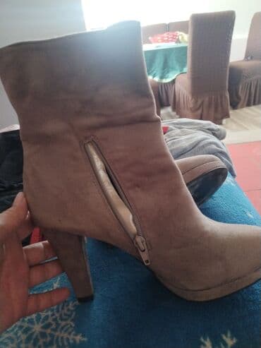 helanke za zimu: High boots, 38 — 1