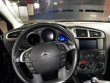 Automobili: Citroen C4: 1.6 l | 2010 г. 204000 km Hečbek — 7