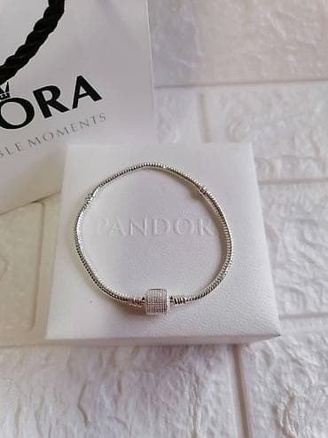 zenska narukvica: Pandora narukvica Vel:20cm Cena:1600din (Samo narukvica bez — 5