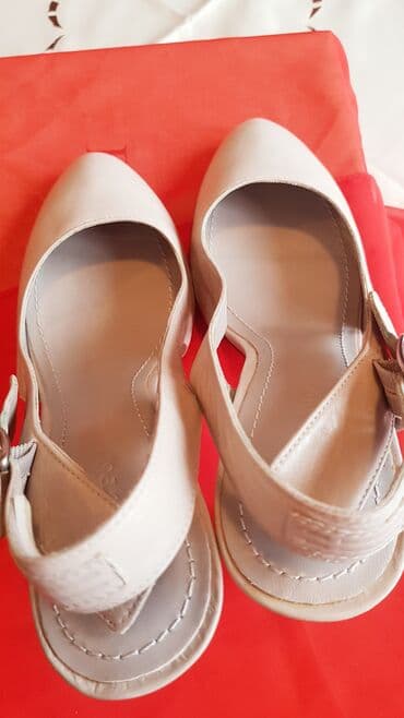 Sandale, Marco, 37 — 5