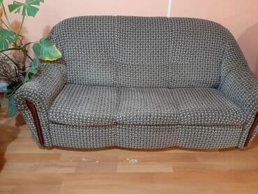 Beds: Sofas and couches — 1