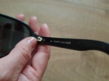 ex yu krka parfemi gdje kupiti: Sunglasses, Tommy Hilfiger, color - Black — 4
