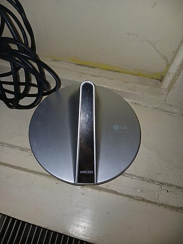 netbook: LG bežični audio prenosnik – set predajnik + prijemnik (Wireless — 3