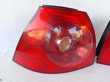 skuter do 200e: 4.STOP SVETLA ZA VOLKSWAGEN GOLF 5 OD 2004. DO 2008. GOD. - 1KG945095 — 3