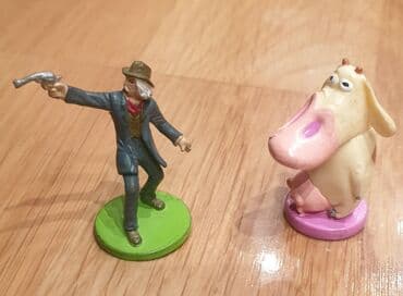 Kinder igracka je levo mislim. desno nije, jako kvalitetna. kauboj at lalafo.rs Kinder igracka je levo mislim. desno nije, jako kvalitetna. kauboj