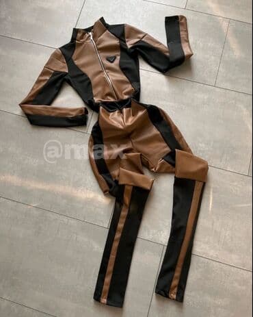 mona kompleti sa pantalonama: 🤎New,,𝓒𝓸𝓾𝓽𝓲𝓸𝓷’’overalls🤎Velicine:S M L Model Dostupan Samo u Boji Sa — 1