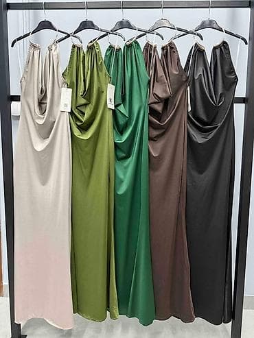 💫Elegantna maxi haljina sa dubokim drapi-ravan dekolteom i halter — 4
