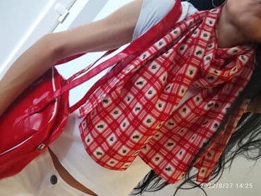 Scarves: Street One esarpa nova — 2