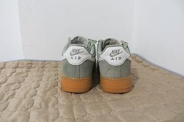 bez patike: NIKE br 44 28cm, unutrasnje gaziste stopala, patike bez bilo kakve — 4