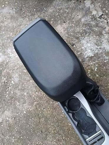 ventilator auto 24v: NASLON ZA RUKU ZA FORD FOCUS OD 2008. DO 2011. GOD. | Naslon za ruku — 5