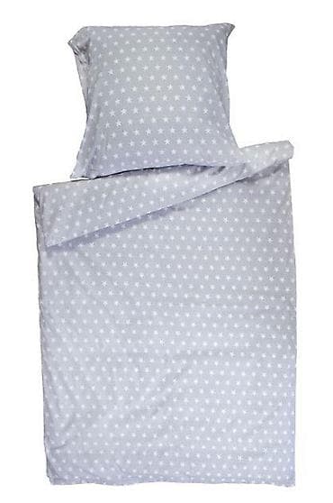 Posteljina 140x100 cm – Grey Stars Udoban set za dečji krevetić sa
