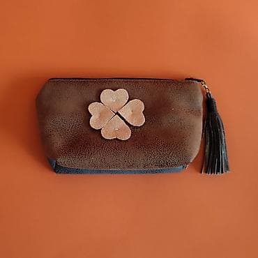 hello kitty privezak: Ručno rađena kozmetička torbica/neseser od eko kože. - Dizajn — 2