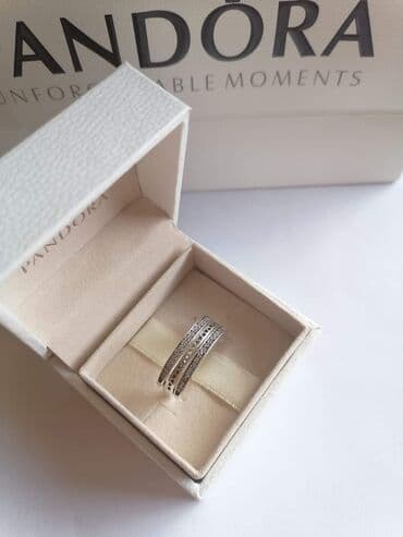 Prsten Pandora
Veličina 8
Cena: 2100din
Dobija se u kutiji na lalafo.rs Prsten Pandora
Veličina 8
Cena: 2100din
Dobija se u kutiji