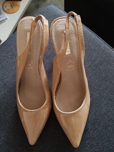 tn se: Elegantne ženske slingback štikle u bež/nude boji - Model: špicasti — 2