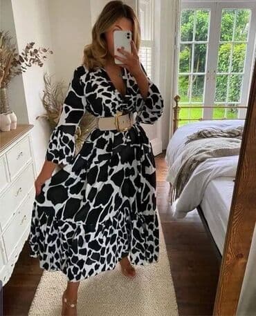 plisane haljine: 2700 — 1